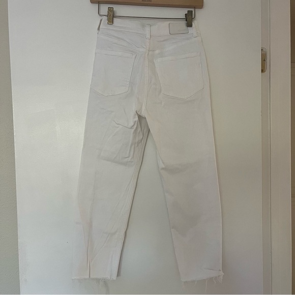 Express Mom Jeans High Rise - Picture 2 of 3